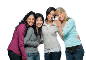 Los brackets transparentes ayudan a solucionar problemas de mordida cruzada en jóvenes y adultos.