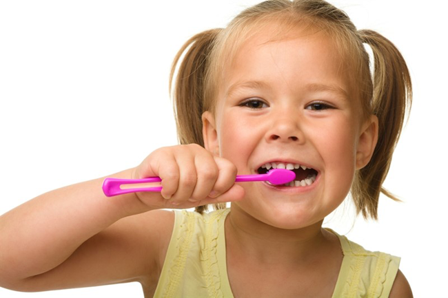 Los diente de leche son la especialidad de nuestros odontopediatra de Clínica dental Los Valles.