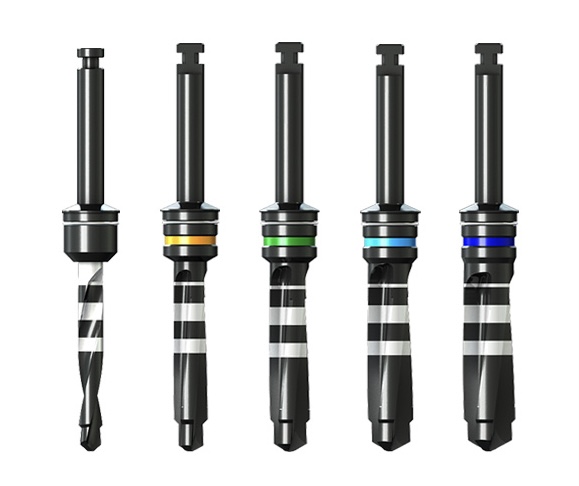 La seguridad dental y su regulación son la base de las alertas sanitarias dentales en nuestro país. Por esta razón, hoy publicamos un nuevo producto de implantes dentales que acaba de ser retirado por la AEMPS. Una medida que apoyamos para ofrecer la calidad necesaria a nuestros pacientes en la mejora de sus tratamientos en implantología